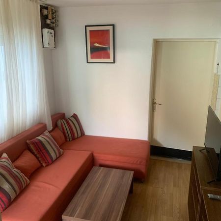 Cheerfull 2-Bedroom With Patio. Close To All Ameneties. Zagreb Dış mekan fotoğraf