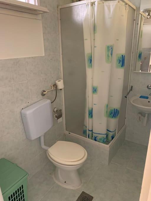 Cheerfull 2-Bedroom With Patio. Close To All Ameneties. Zagreb Dış mekan fotoğraf