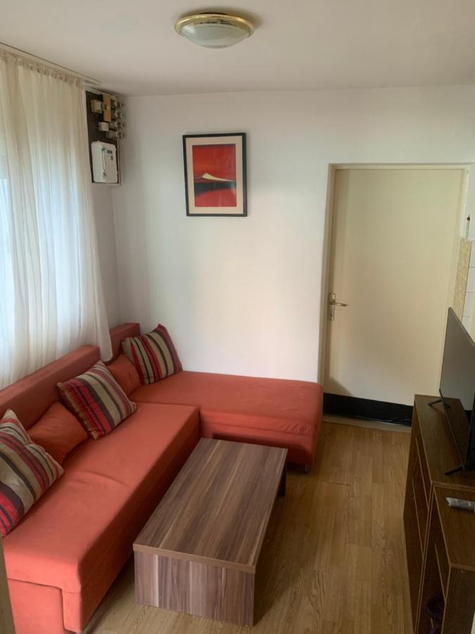 Cheerfull 2-Bedroom With Patio. Close To All Ameneties. Zagreb Dış mekan fotoğraf